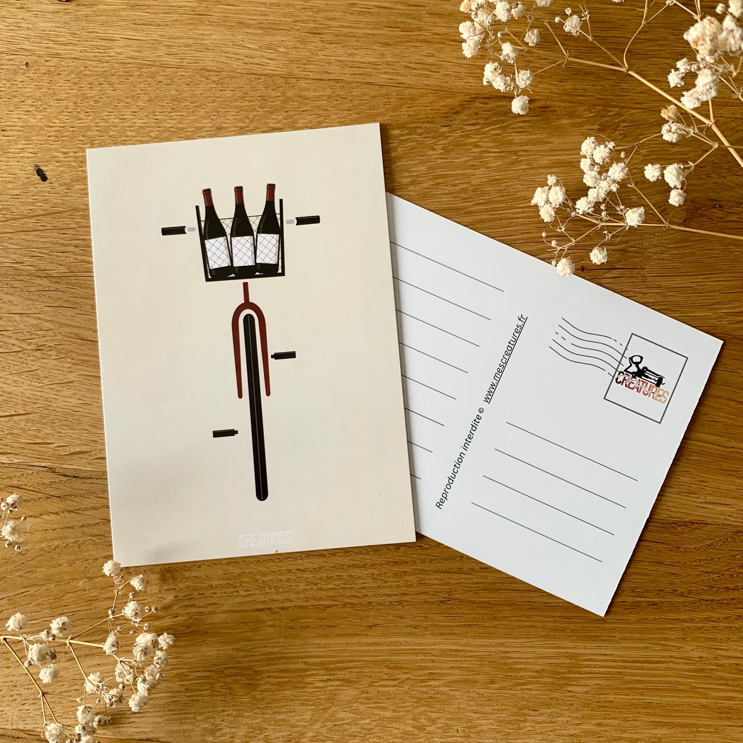 Illustration graphique d’un vélo dont le panier est rempli de vin de Bourgogne