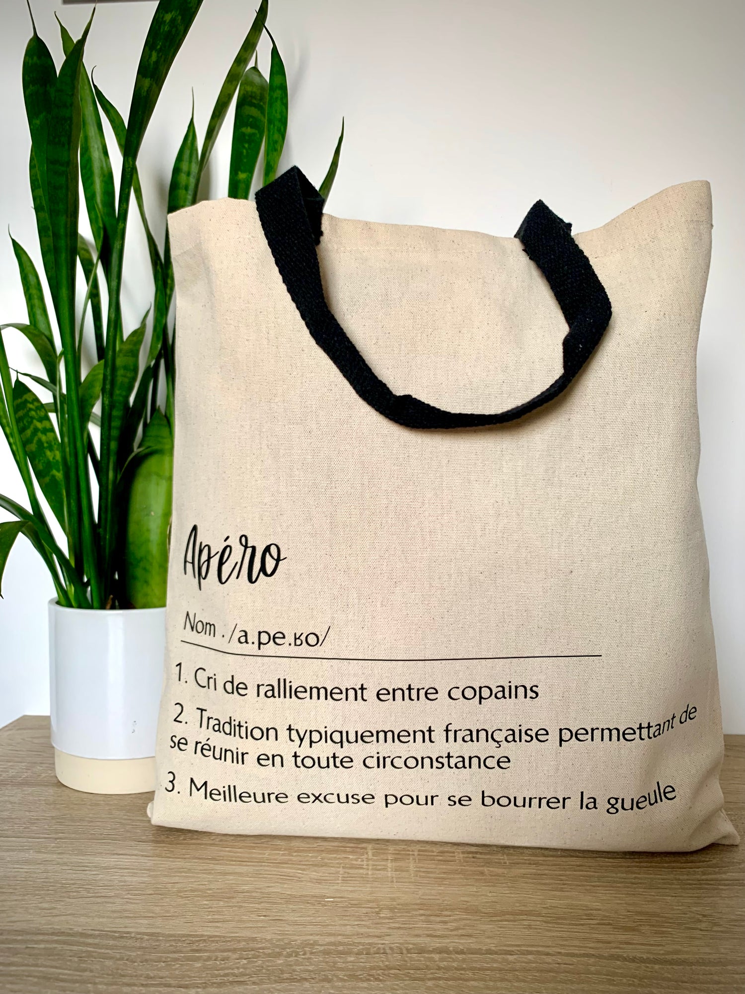 Tote bag