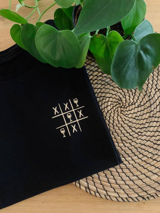 T-shirt noir femme « Tic Tac Toe »